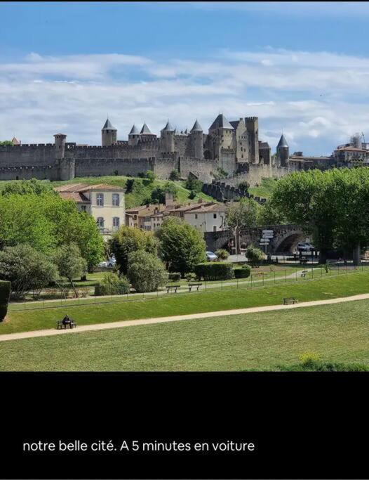 Superbe Appartement En Residence Privee Carcassonne Exterior photo